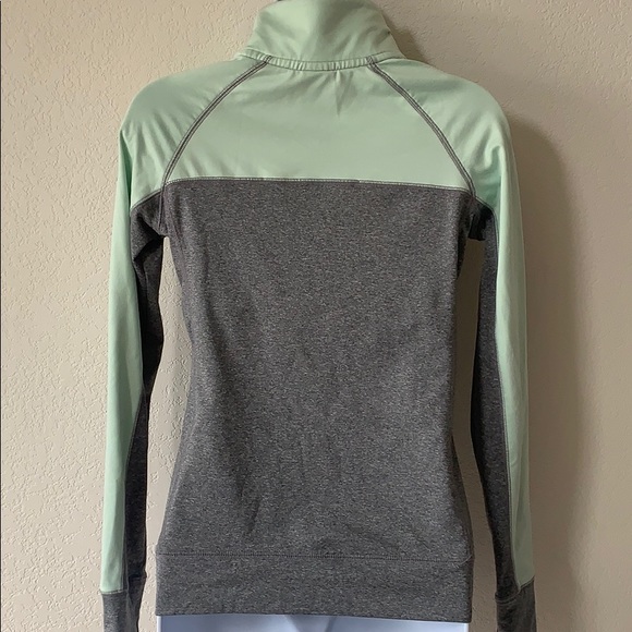 EUC PINK Victoria Secret reflective 1/4 zip - Picture 7 of 8